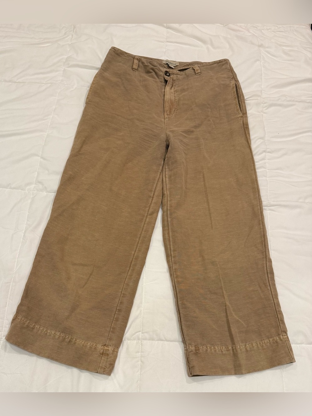 Sundance Wide-Leg Corduroy Pants in Light Brown